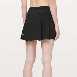 Lululemon 6 Pace Rival Skirt in Black